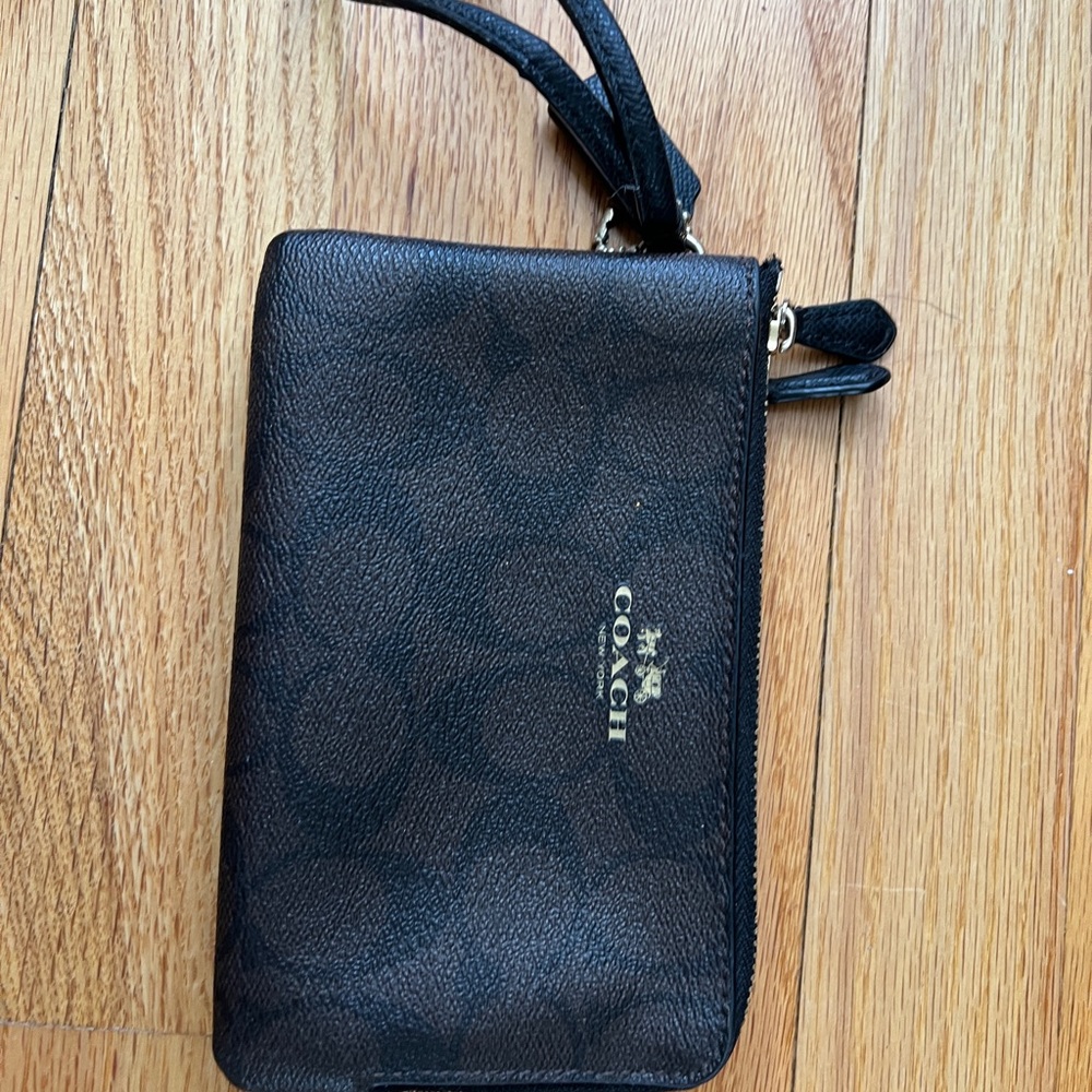 Coach mini wallet wristlet - Authentic